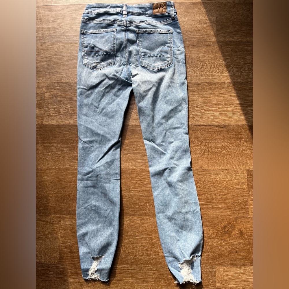 American Eagle Jegging Hi-Rise Womens Ripped Jeans SIZE 4 EUC